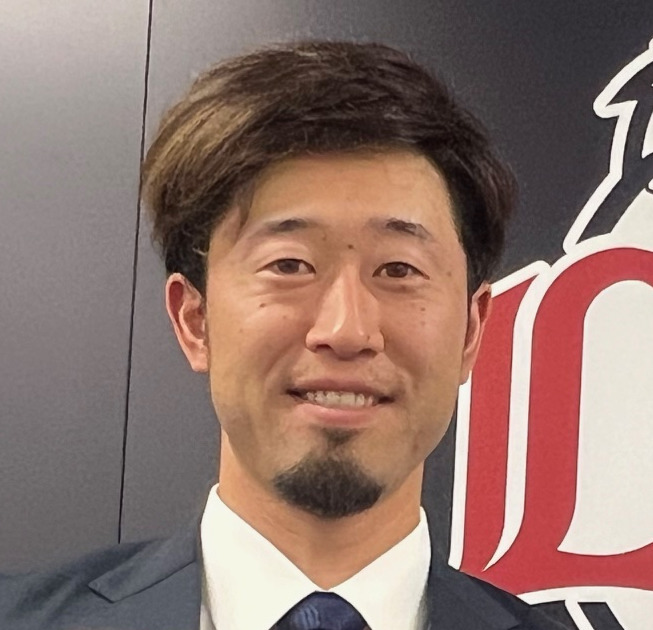 契約更改を終えた西武外崎（撮影・金子真仁）