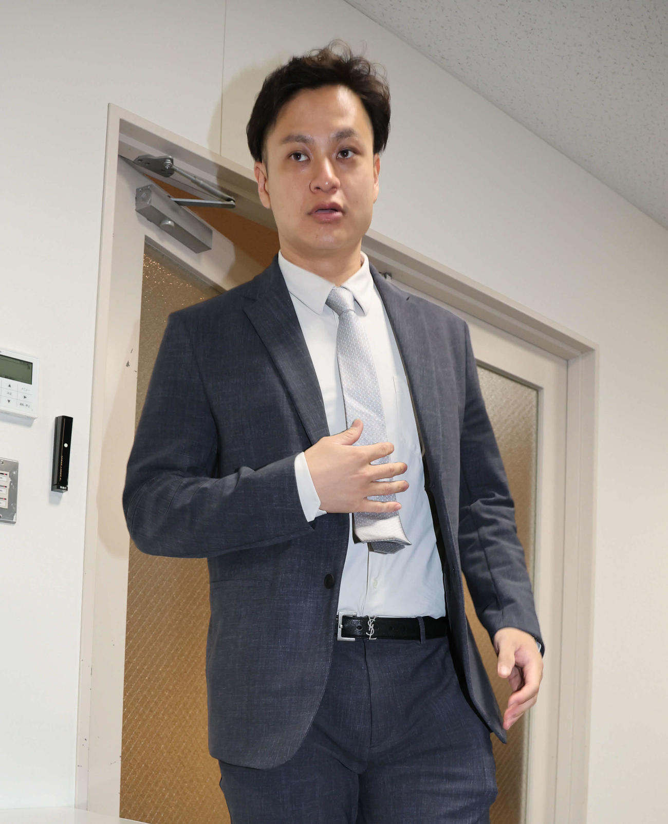 契約更改を終え会見に臨む阪神大竹（撮影・西尾就之）
