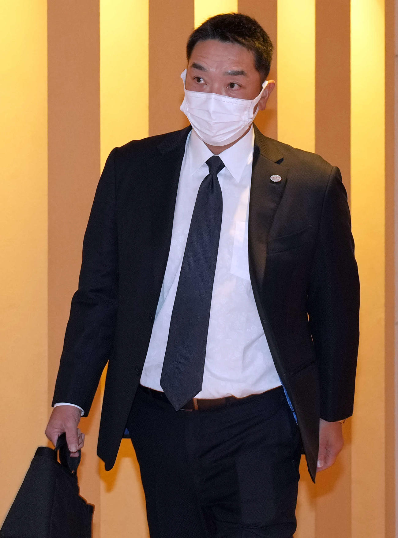 巨人軍OB会総会に出席した巨人阿部慎之助監督（撮影・たえ見朱実）