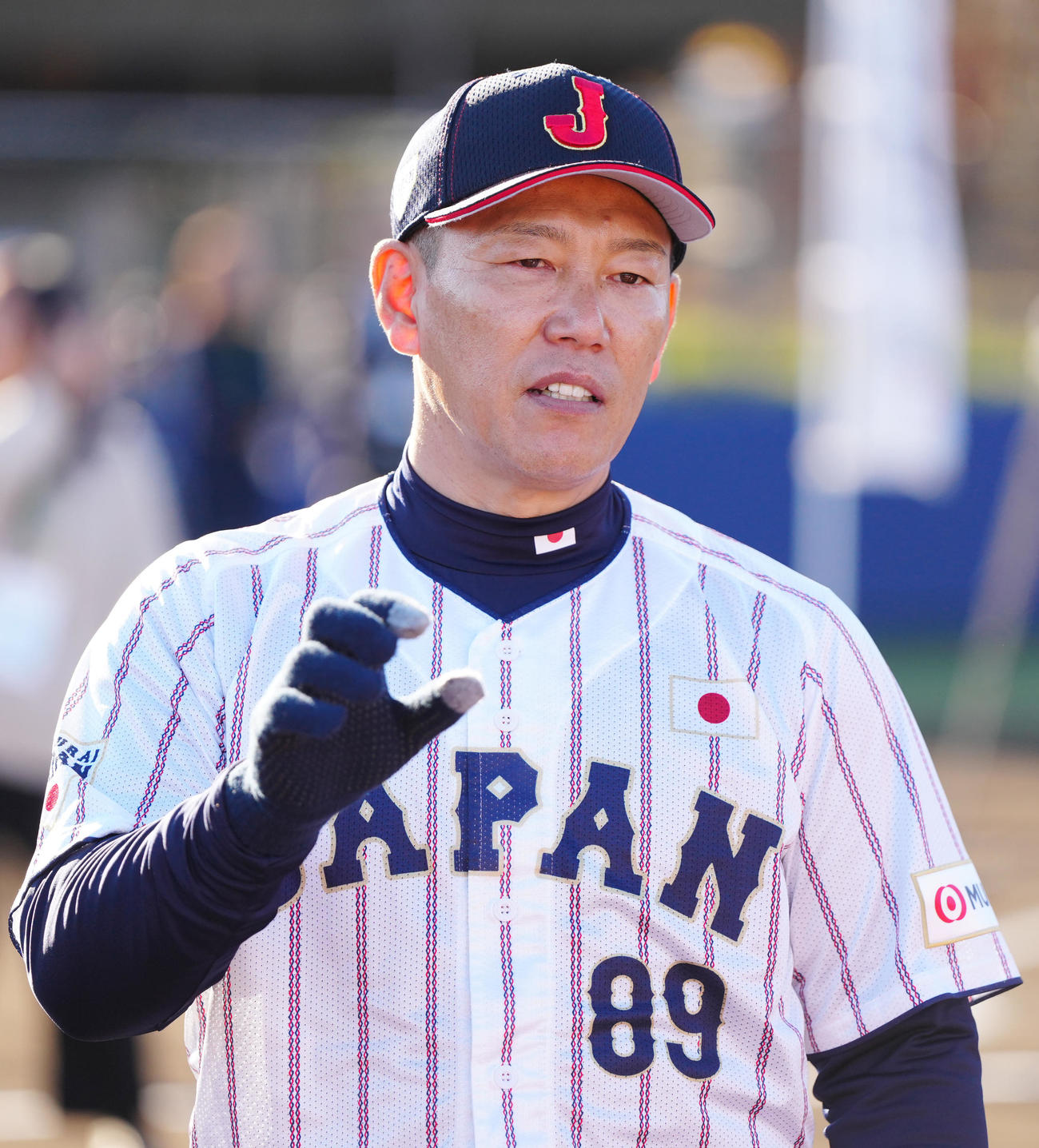 野球教室で質問に答える侍ジャパン井端監督（撮影・江口和貴）