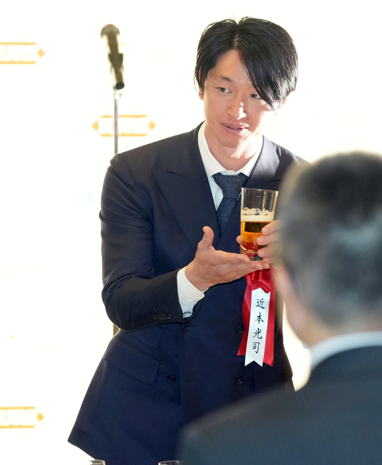 「ゴールデンスピリット賞」を受賞した阪神近本（撮影・たえ見朱実）