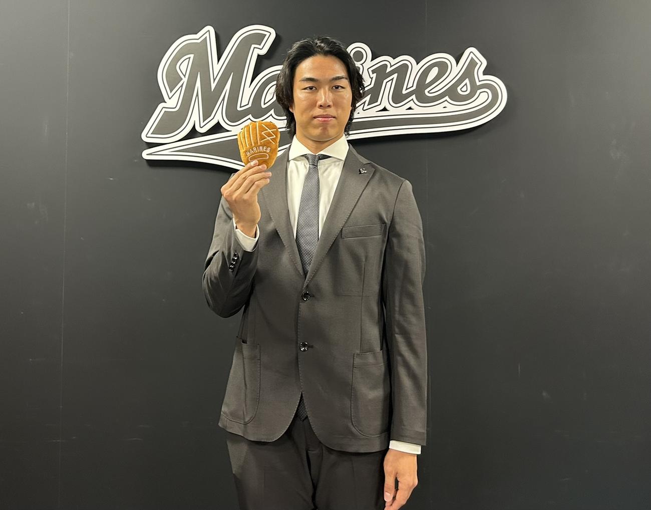 契約更改を終えた大谷（撮影・星夏穂）