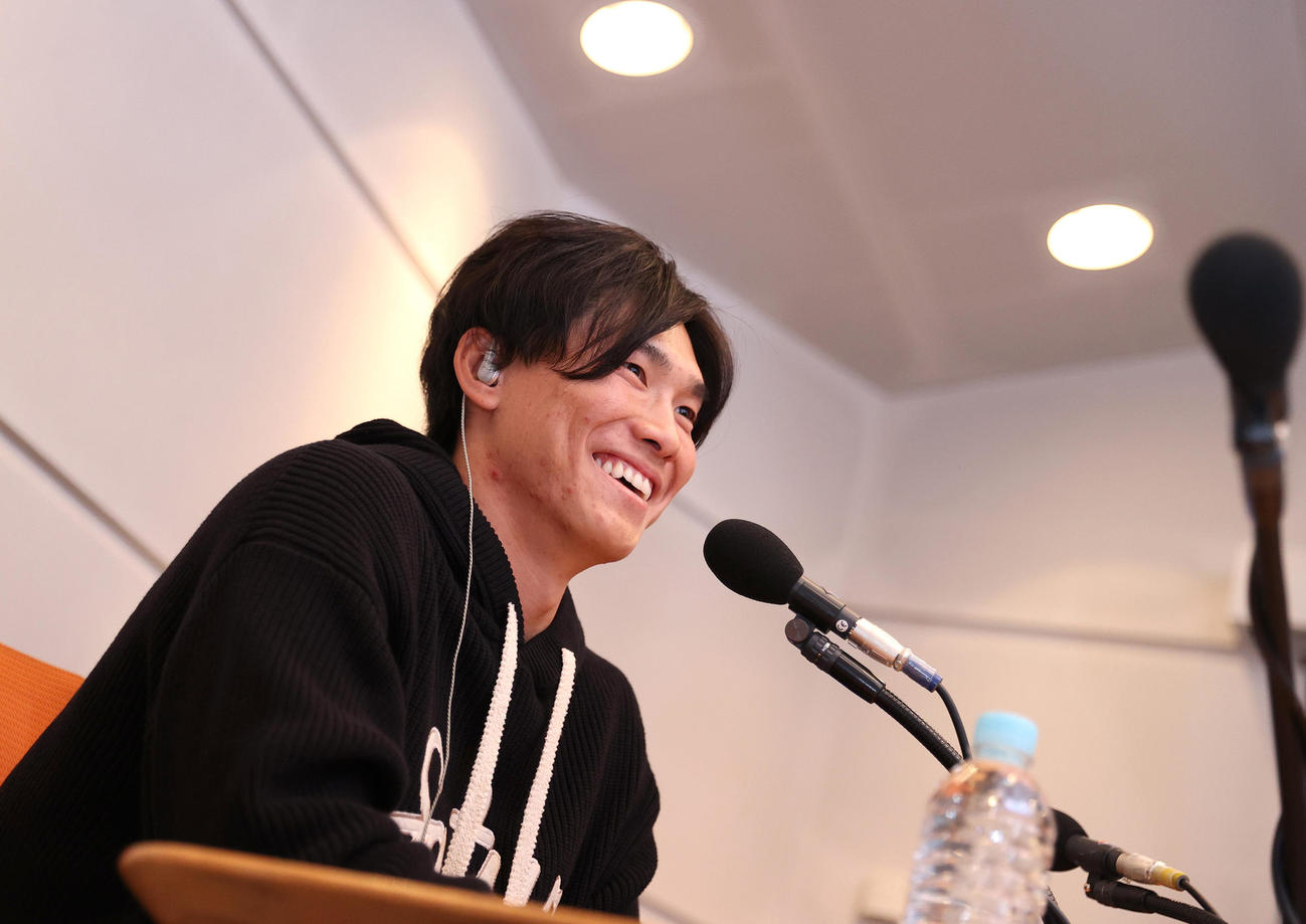 ABCラジオ「ラジオで虎バン！」に出演する阪神湯浅（撮影・上山淳一）