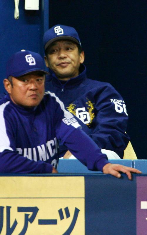 非売品！阪神タイガース球団コーチ支給ジャンパー　高代延博 元阪神ヘッド高代延博氏が社会人チーム統括コーチ就任、侍コーチで連覇