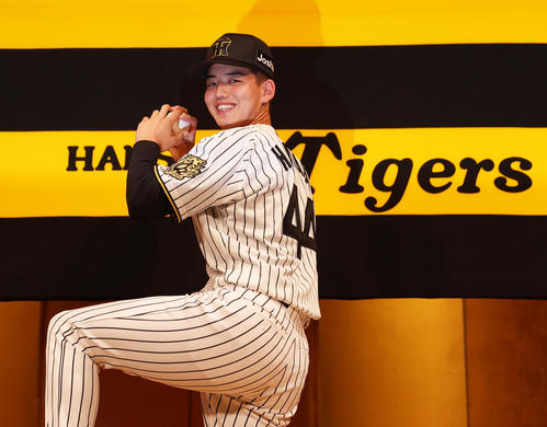 阪神】ドラ4右腕奮起、バースつけた背番号「44といえば早瀬朔と思って