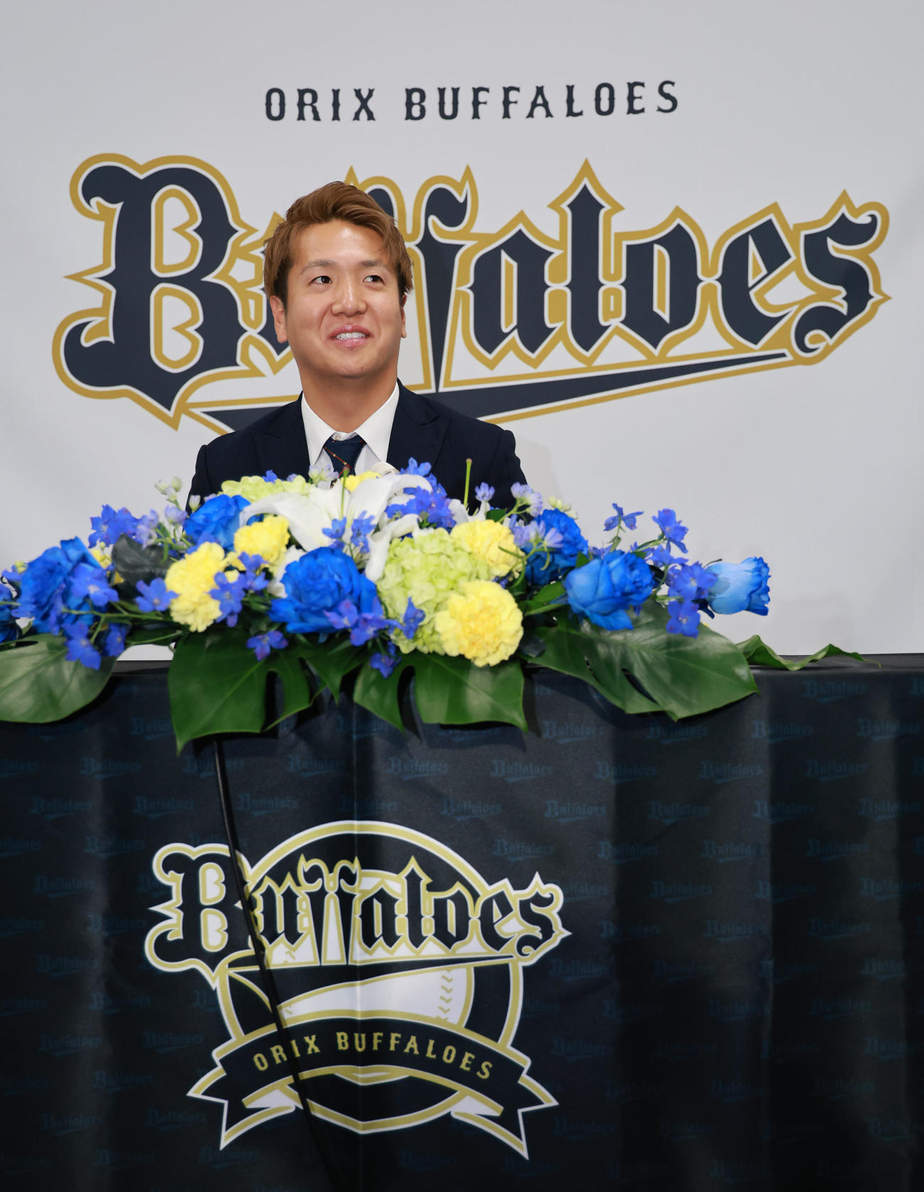 現役ドラフトで移籍した平沼は入団会見を開く（撮影・上田博志）