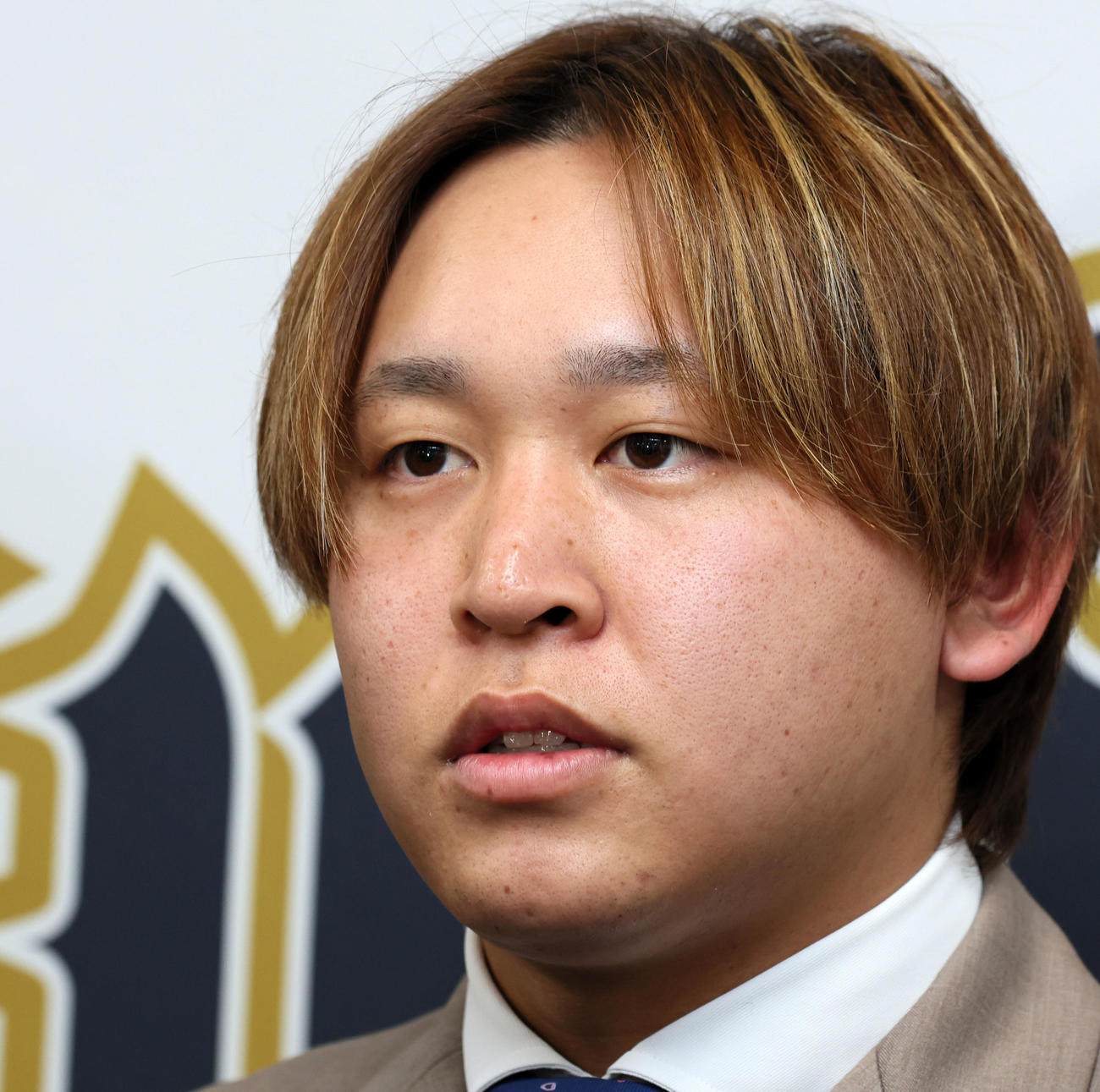 契約を更改し会見するオリックス宮城（撮影・加藤哉）