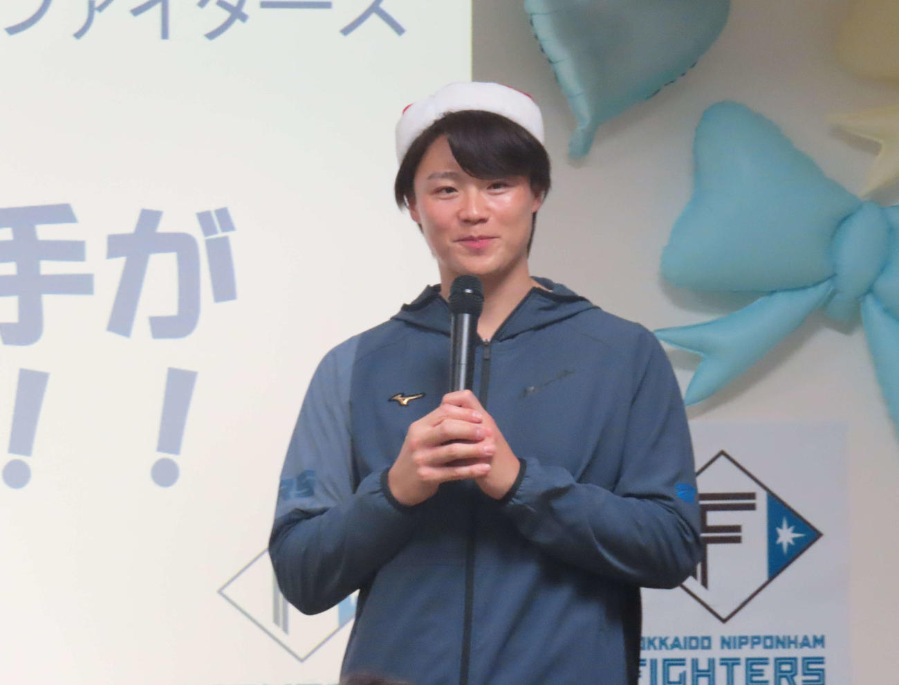 アフラックペアレンツハウス亀戸を訪問した日本ハム山崎（撮影・北村健龍）