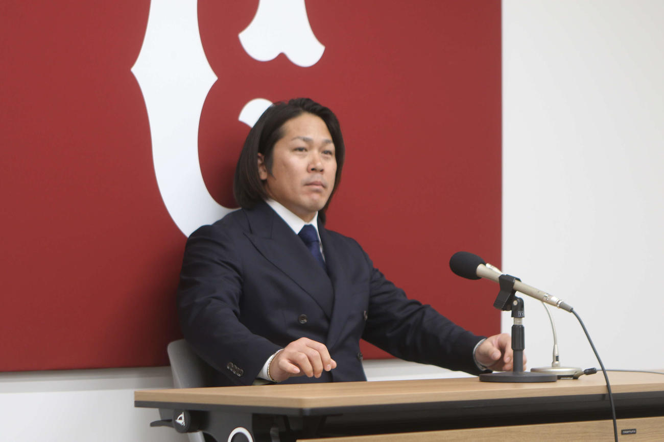 巨人甲斐拓也捕手（25年11月撮影）