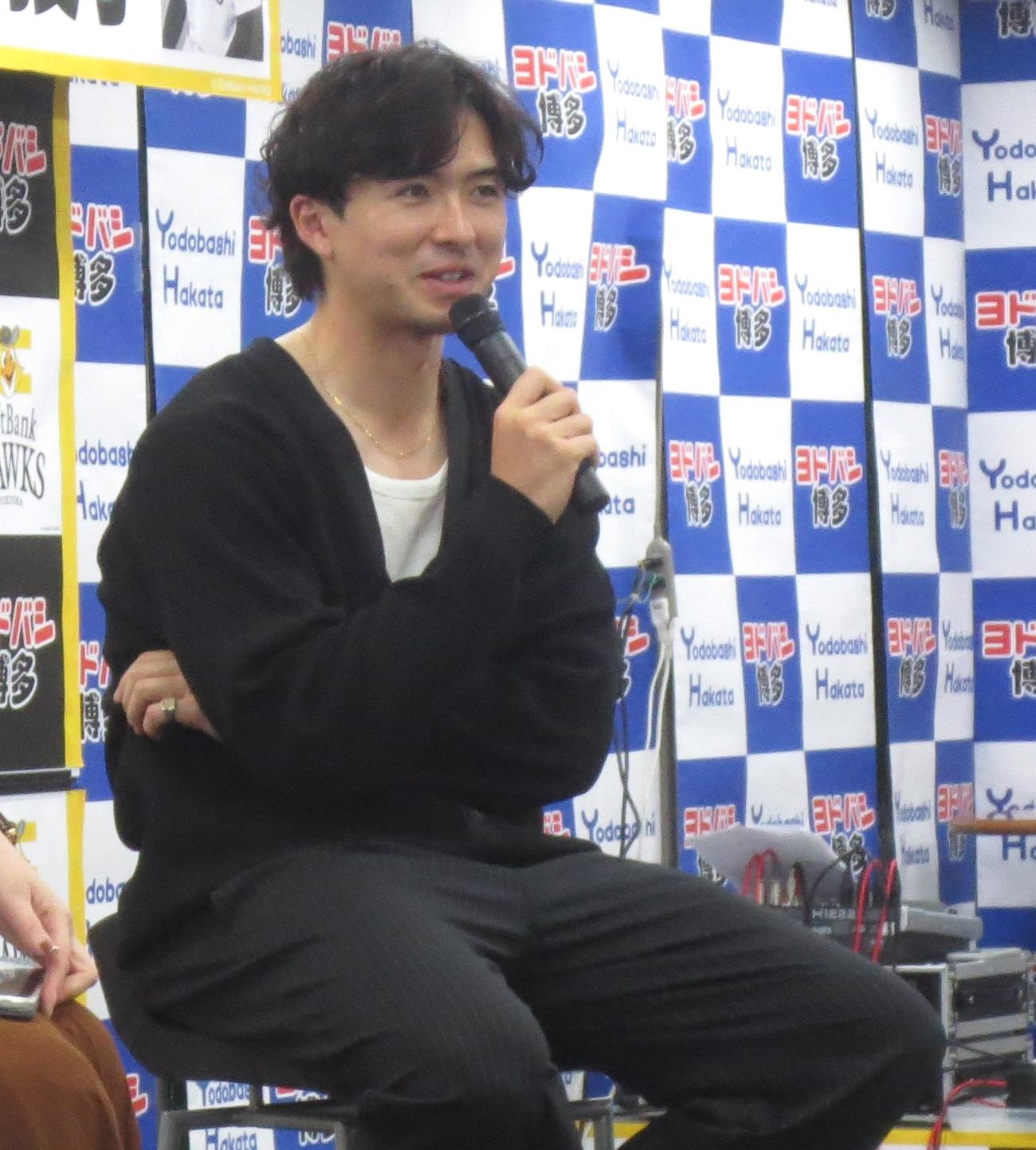 トークショーに参加したソフトバンク上沢（撮影・佐藤究）
