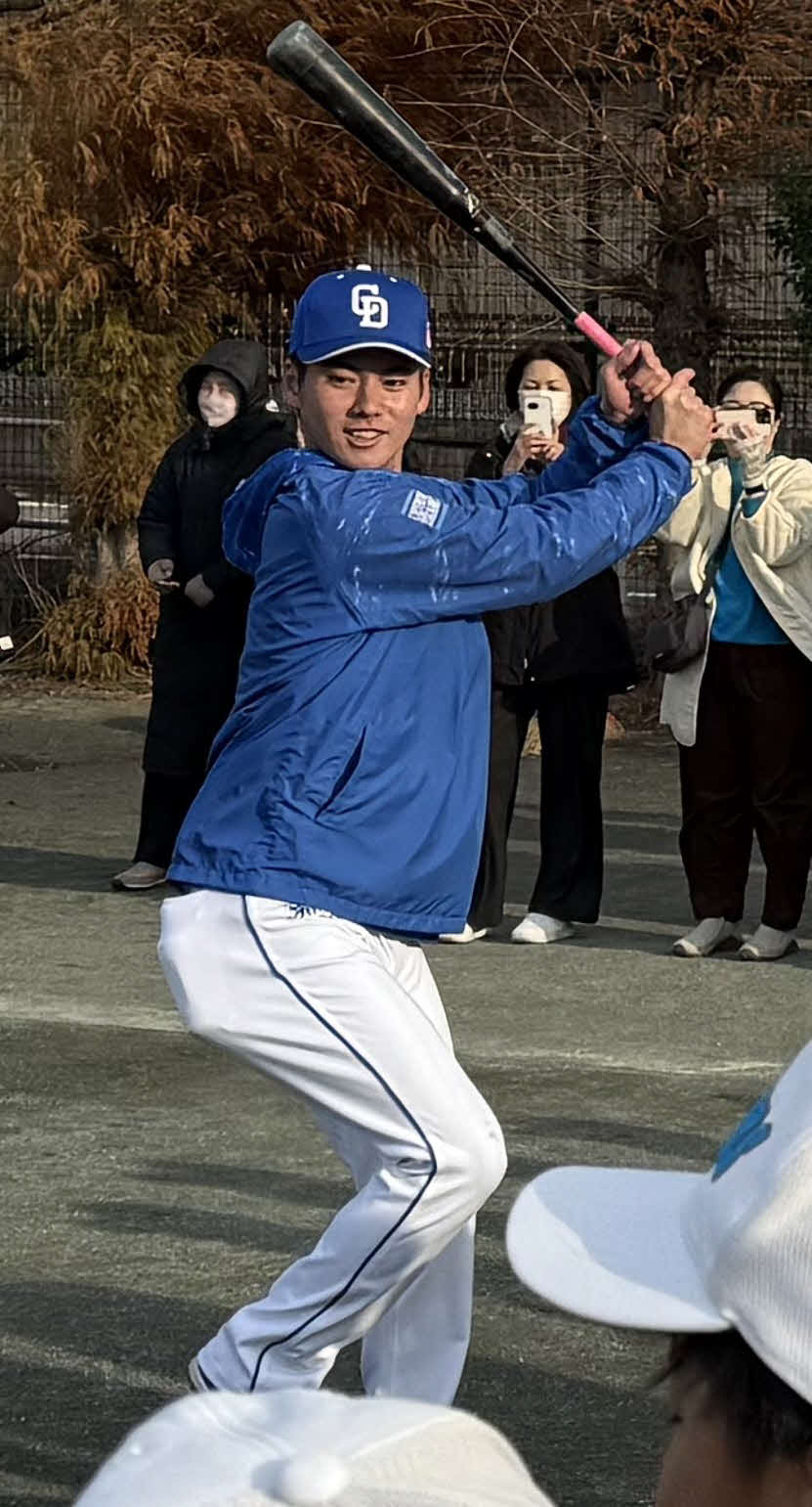 中日金丸夢斗（2025年12月）
