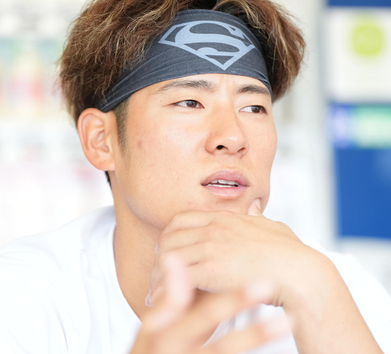 ※使用注意※掲載日未定・年末紙面掲載予定　中日ドラゴンズ・上林誠知インタビュー（撮影・森本幸一）＝2025年11月29日、ナゴヤ球場