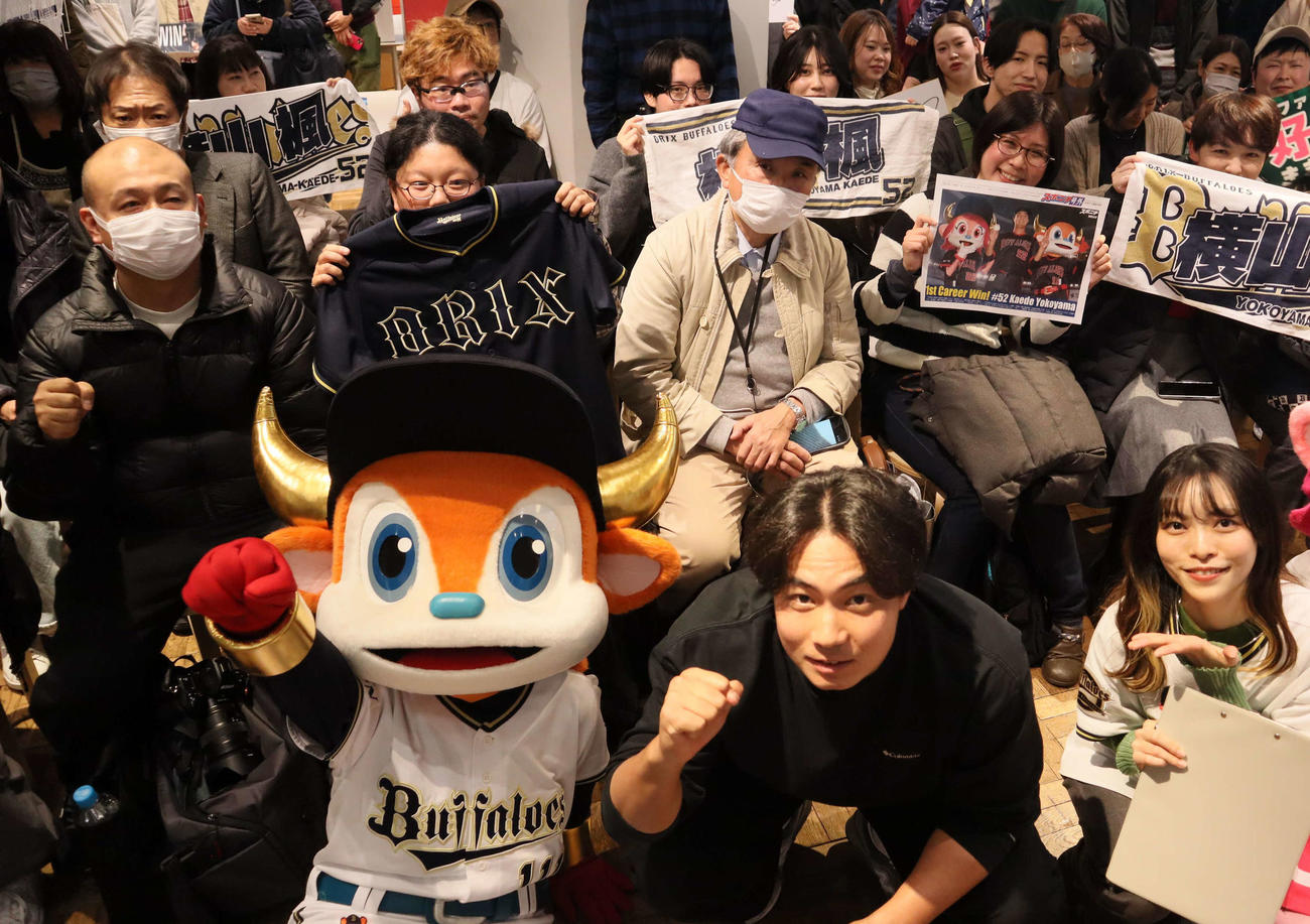 宮崎市観光PRイベントに登場したオリックス横山楓（撮影・村松万里子）