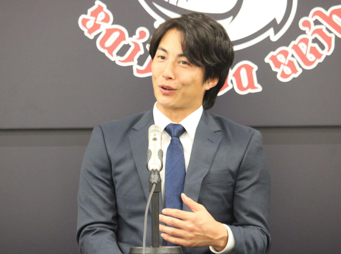 球団と育成再契約を結んだ西武森脇（25年11月撮影）
