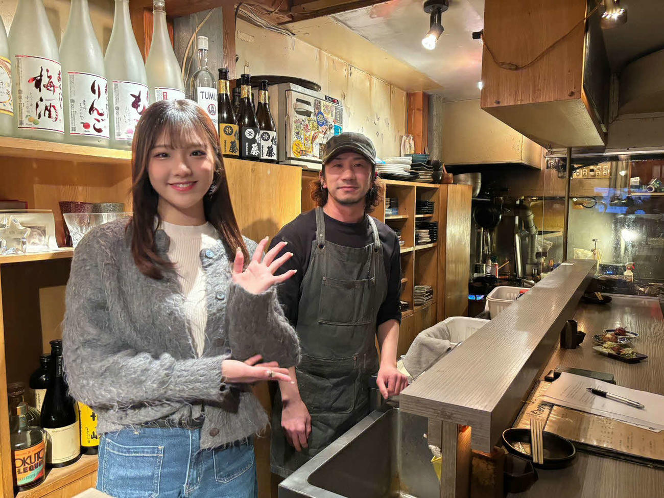 店主の宮下さん（右）と工藤