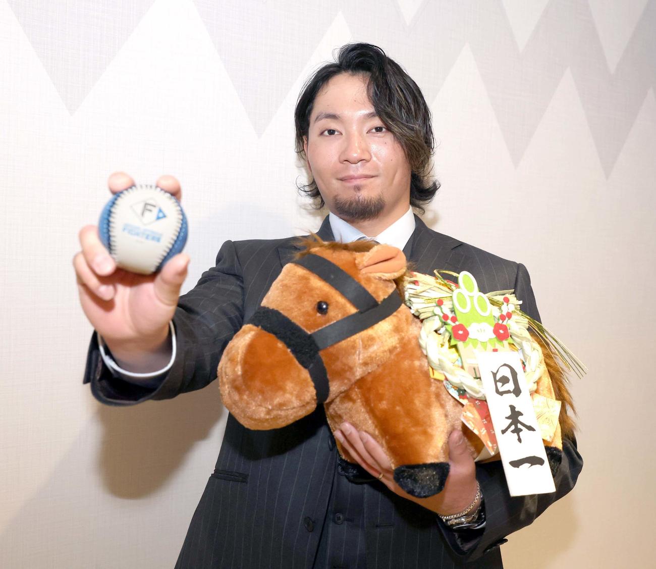 リーグ優勝、日本一を目指し意気込む伊藤（撮影・黒川智章）