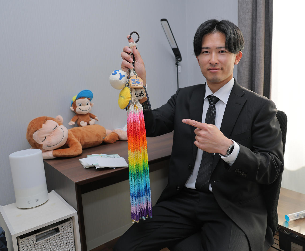 母に作ってもらったお守りを持って虎風荘に入寮する阪神育成ドラフト2位の山崎
