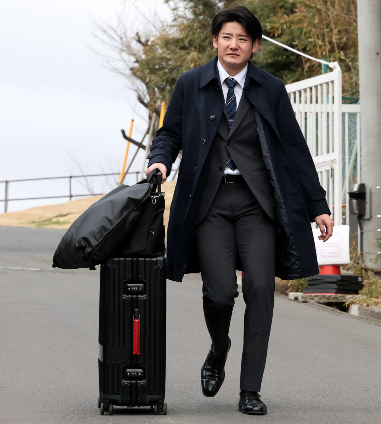 入寮した巨人ドラフト1位の竹丸（撮影・浅見桂子）