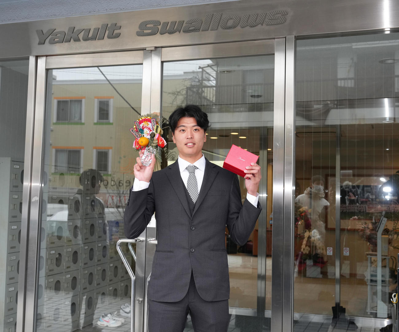 ヤクルト戸田寮に入寮したドラフト3位山崎（撮影・足立雅史）