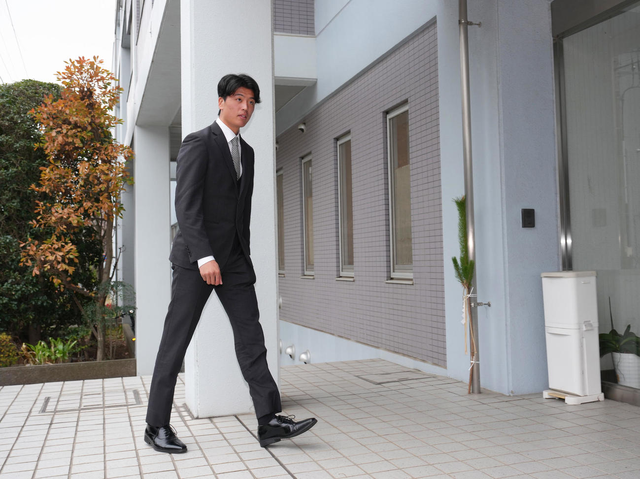 ヤクルト戸田寮に入寮したドラフト3位山崎（撮影・足立雅史）