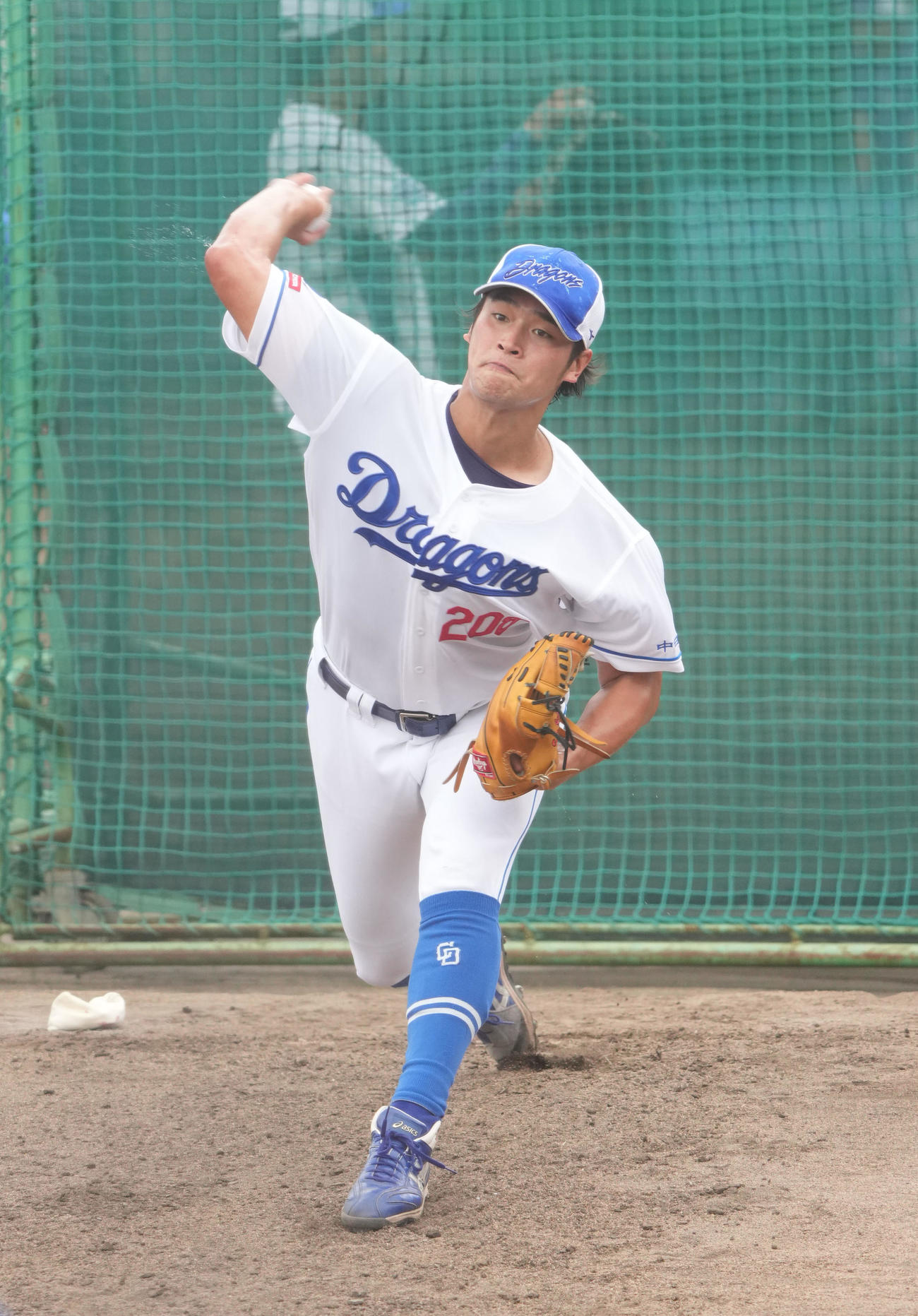 前中日の石川翔（2024年6月撮影）