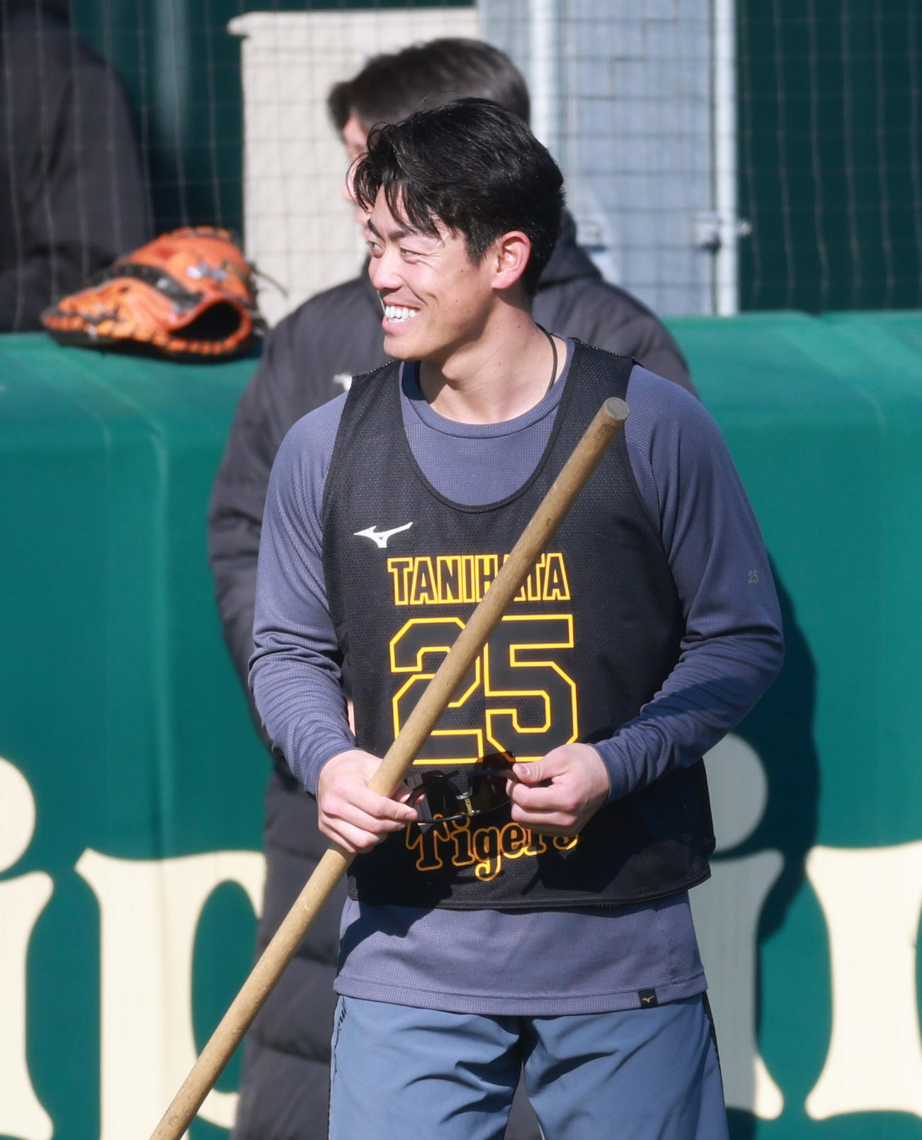 笑顔を見せる谷端（撮影・上田博志）
