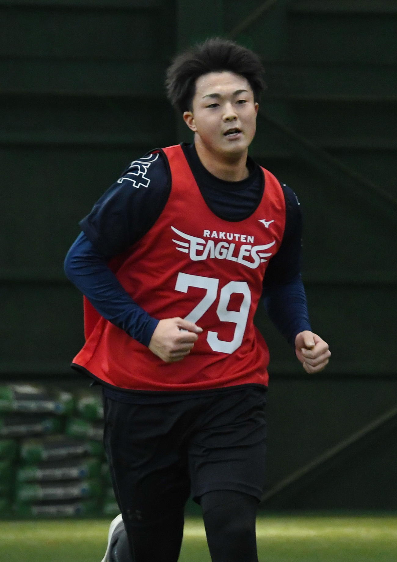 新人合同自主トレ初日で20メートルシャトルランに臨み、1位の126回を記録した楽天ドラフト5位の伊藤大