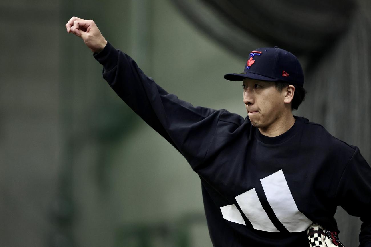 キャッチボールする巨人大勢（撮影・河田真司）