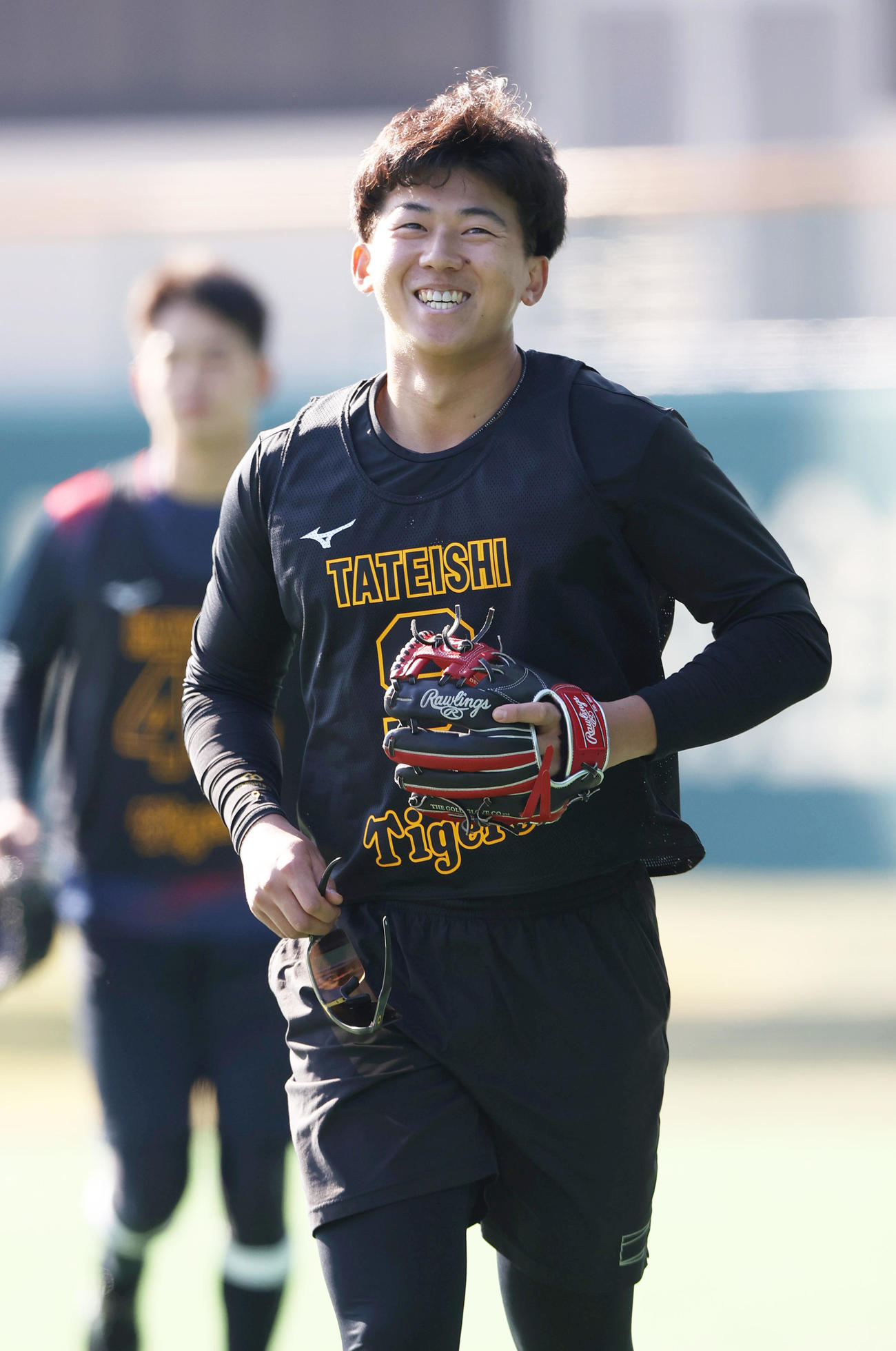 新人合同自主トレに励む阪神立石（撮影・上山淳一）