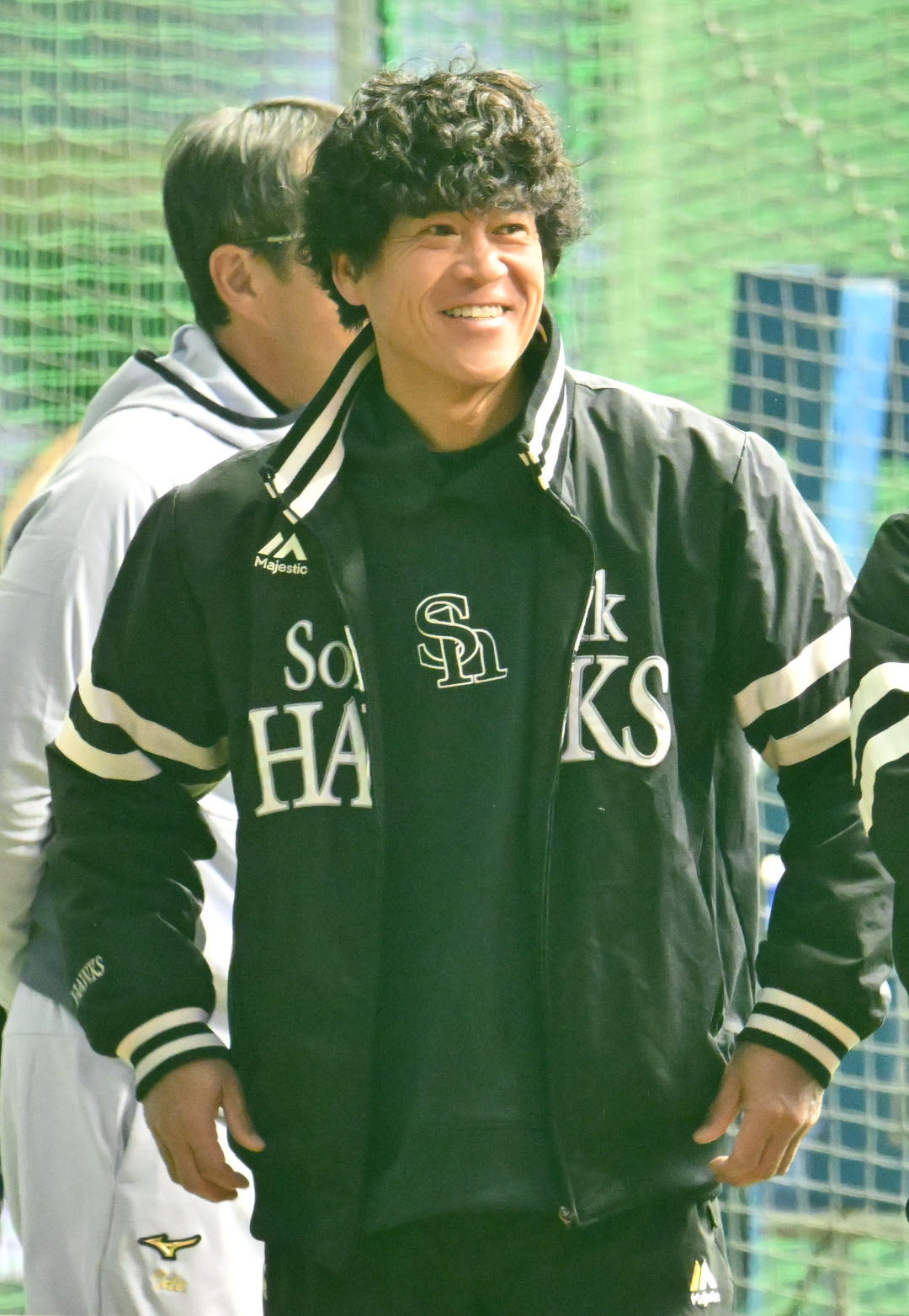 タマホームスタジアム筑後を訪れた城島CBO（撮影・林敢治）