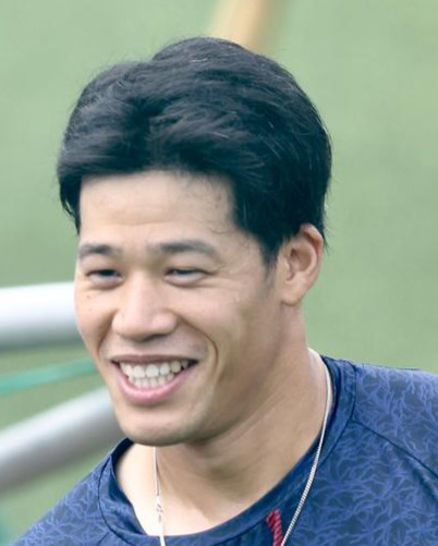 ヤクルト塩見泰隆（2025年10月撮影）