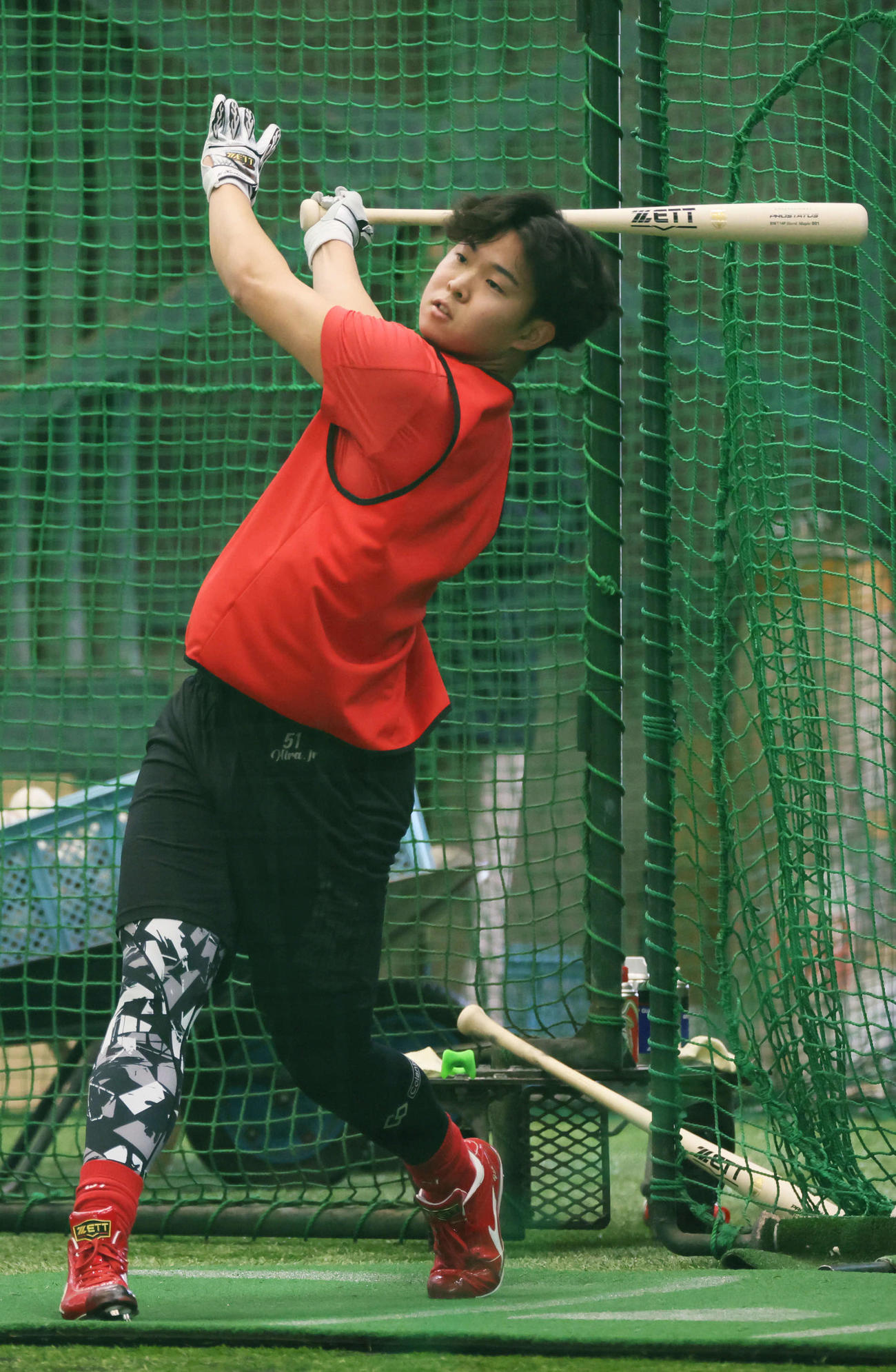 左打席で打撃練習するドラフト1位の平川（撮影・加藤孝規）