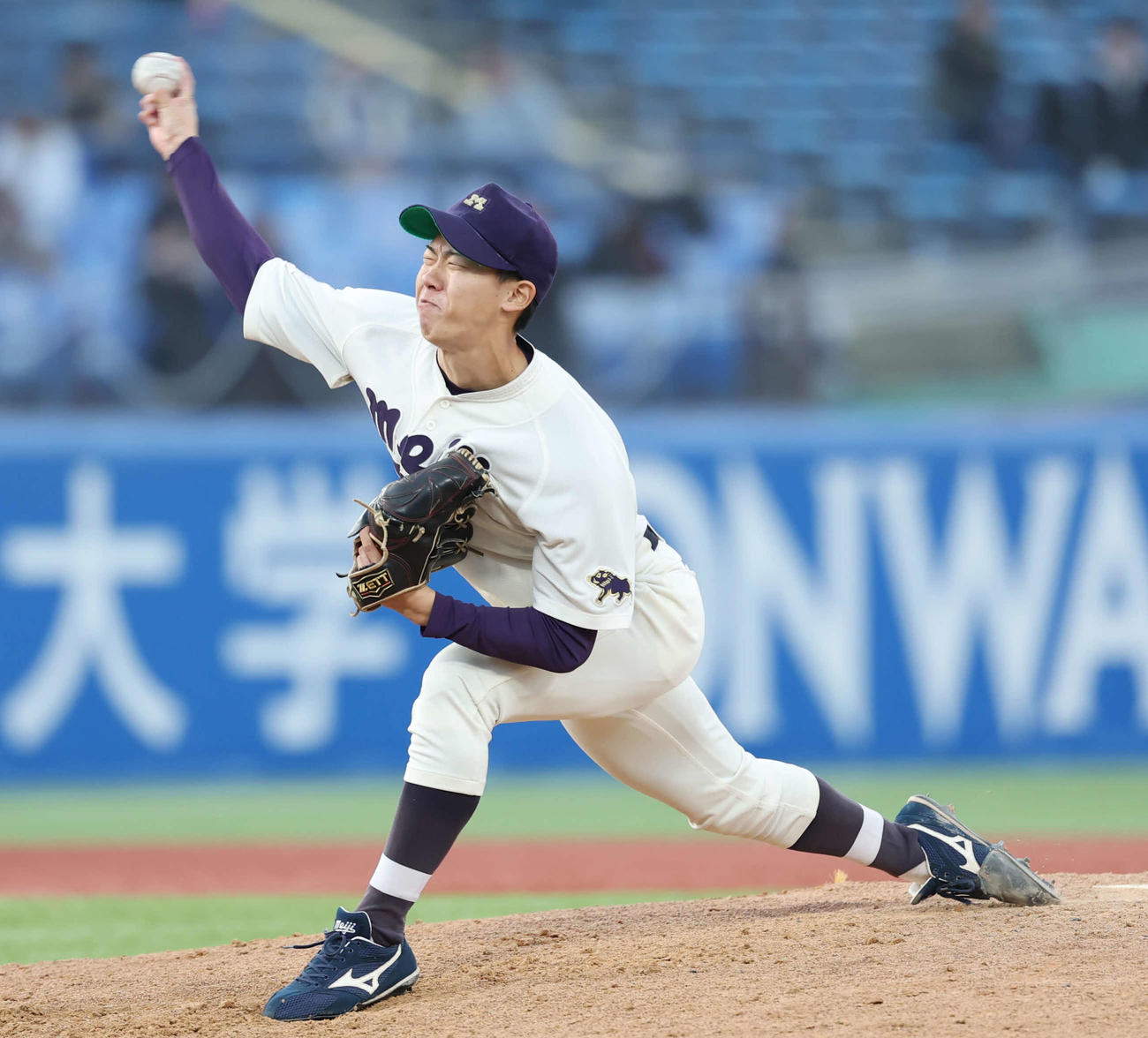 力投する明大・大川慈英（2025年撮影・増田悦実）