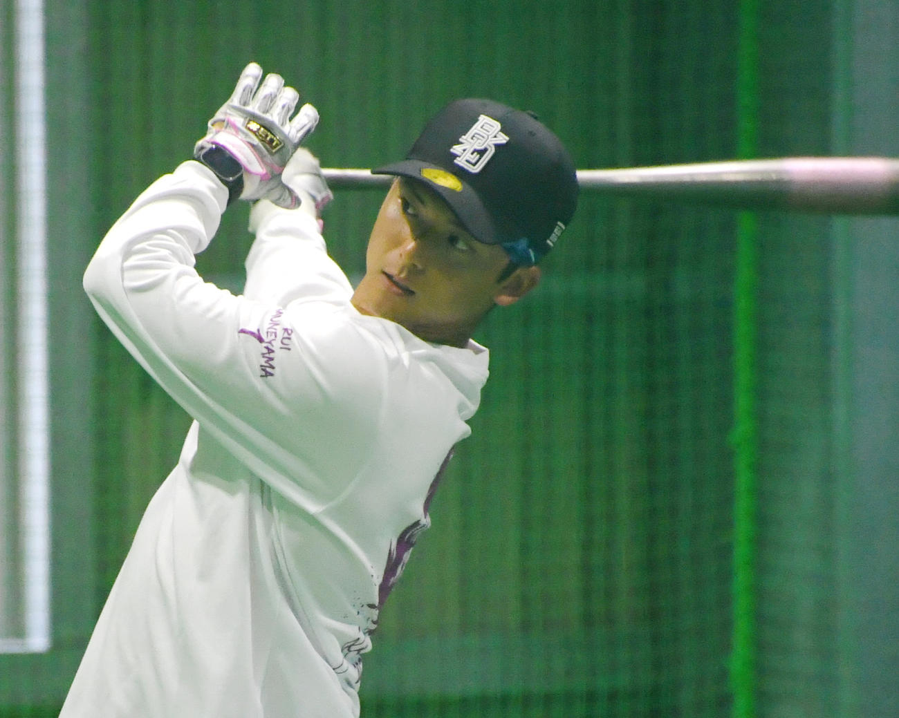 徳之島で自主トレを公開し打撃練習に臨む楽天宗山（撮影・山田愛斗）