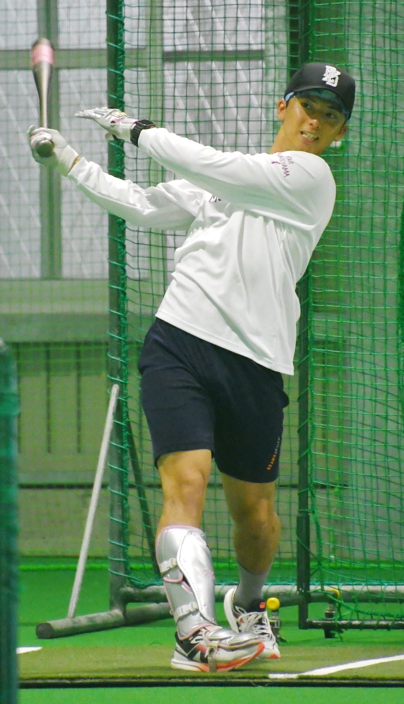 徳之島で自主トレを公開し打撃練習に臨む楽天宗山（撮影・山田愛斗）