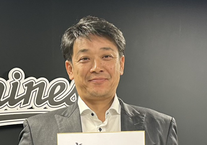 サブロー監督（2025年12月撮影）