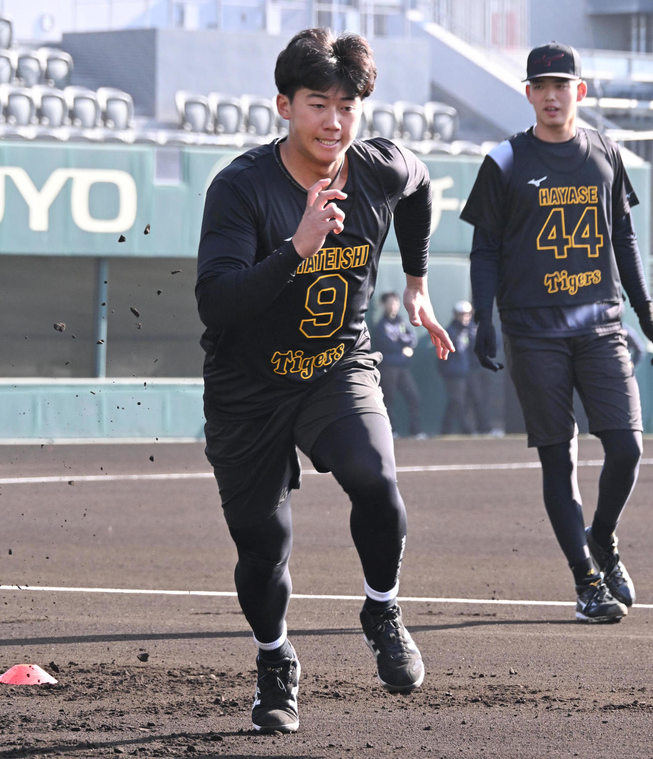トレーニングをする阪神立石（2026年1月撮影）