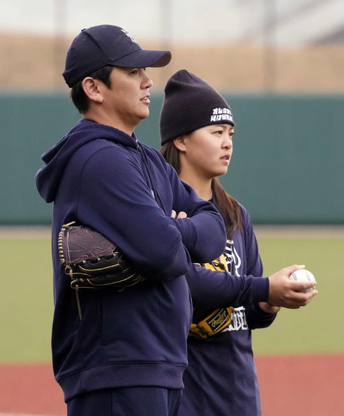 DeNA】山崎康晃「オレタチは負けられない」自主トレをファンに初公開