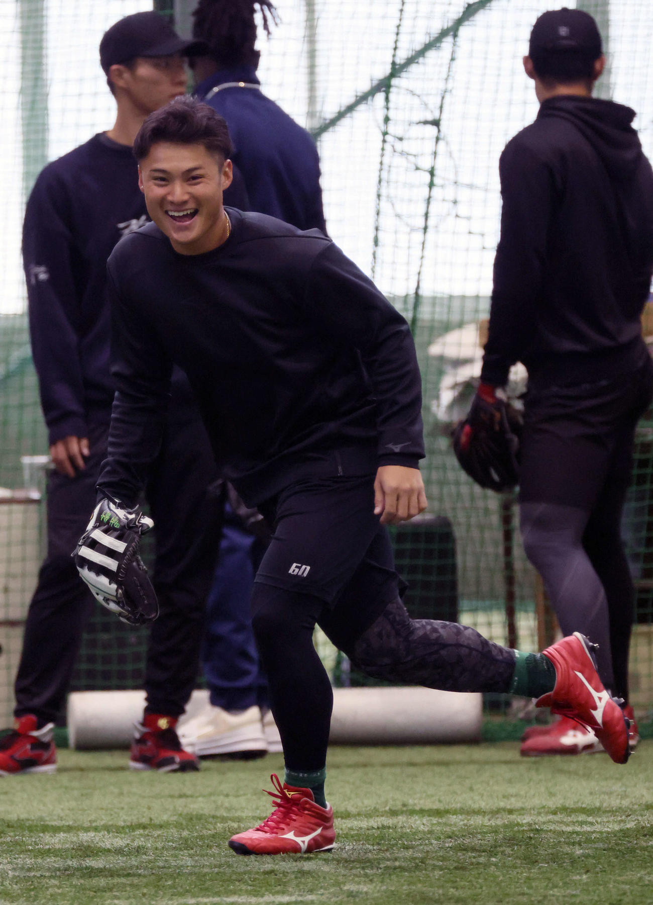 ノックを受ける広島田村（撮影・加藤孝規）