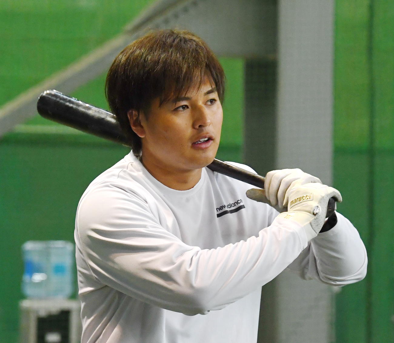 自主トレを公開した楽天黒川（撮影・山田愛斗）