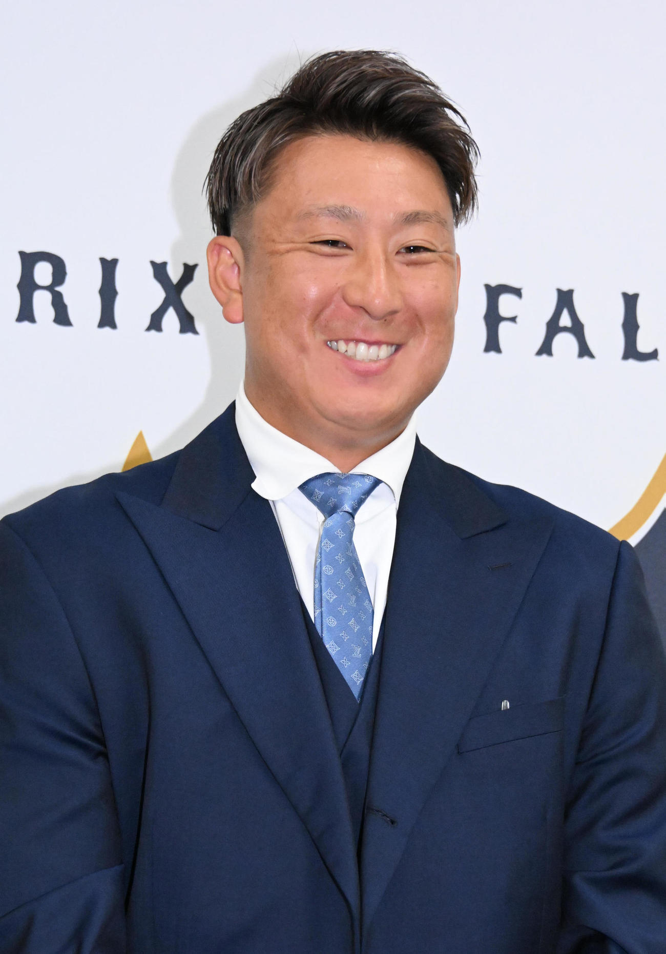 契約更改を終え会見するオリックス杉本（撮影・石井愛子）