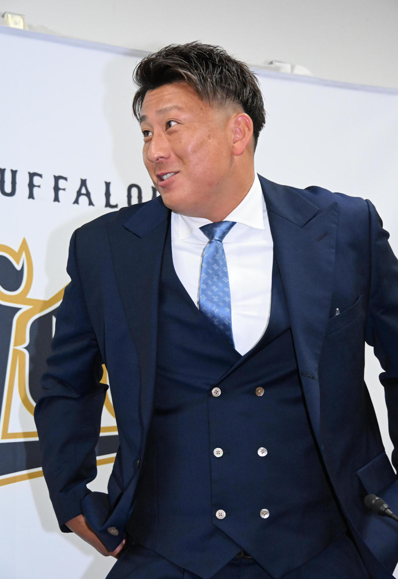 契約更改を終え会見するオリックス杉本（撮影・石井愛子）