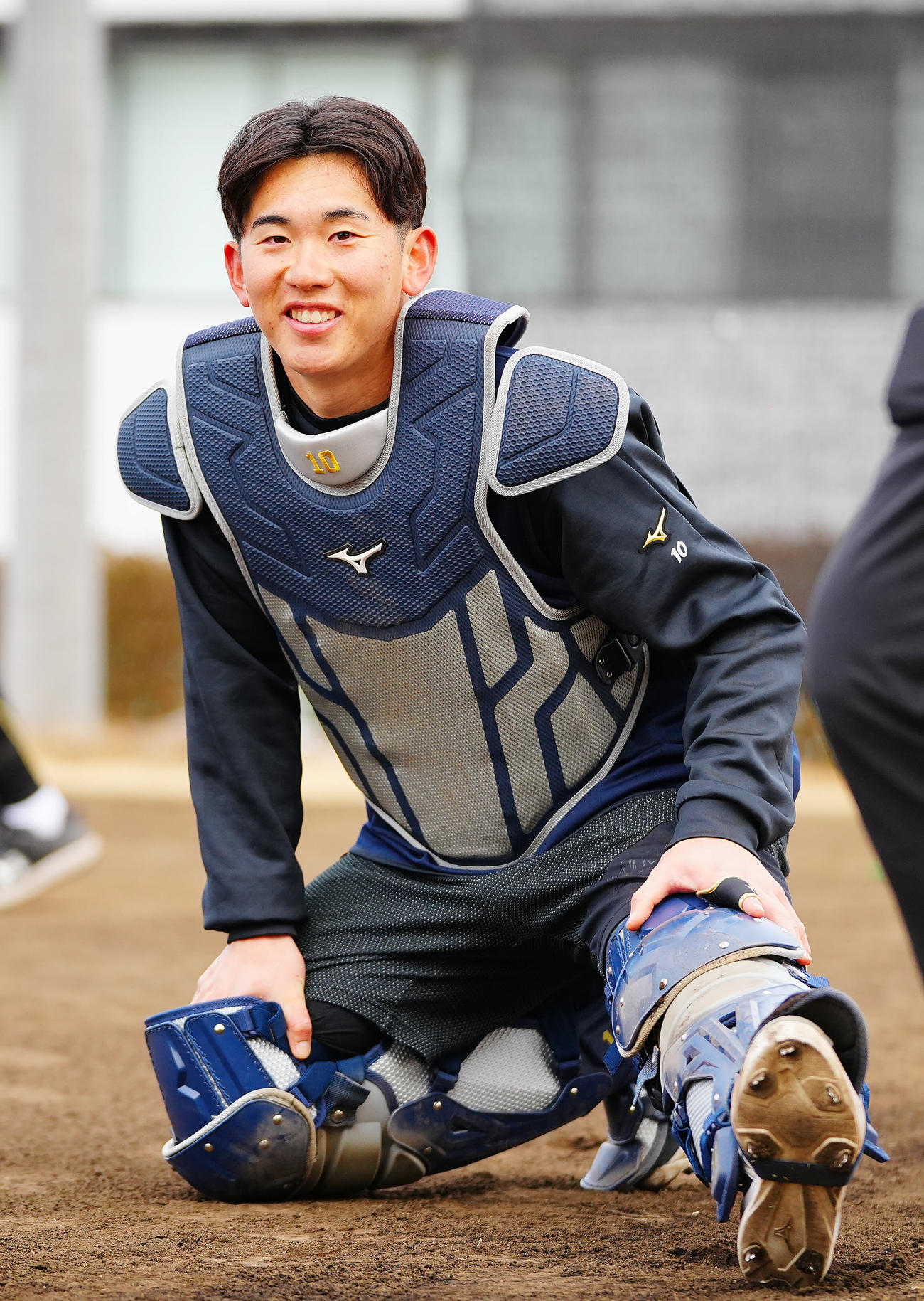 合同自主トレに臨む西武小島（撮影・垰建太）