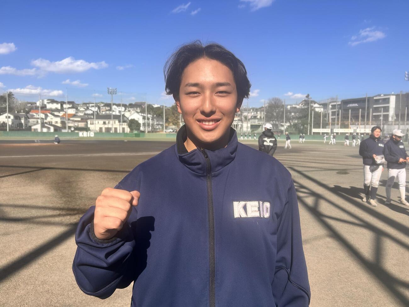 「今年はリーグ戦もしっかり絡みたい」と抱負を語った慶大・清原（撮影・平山連）