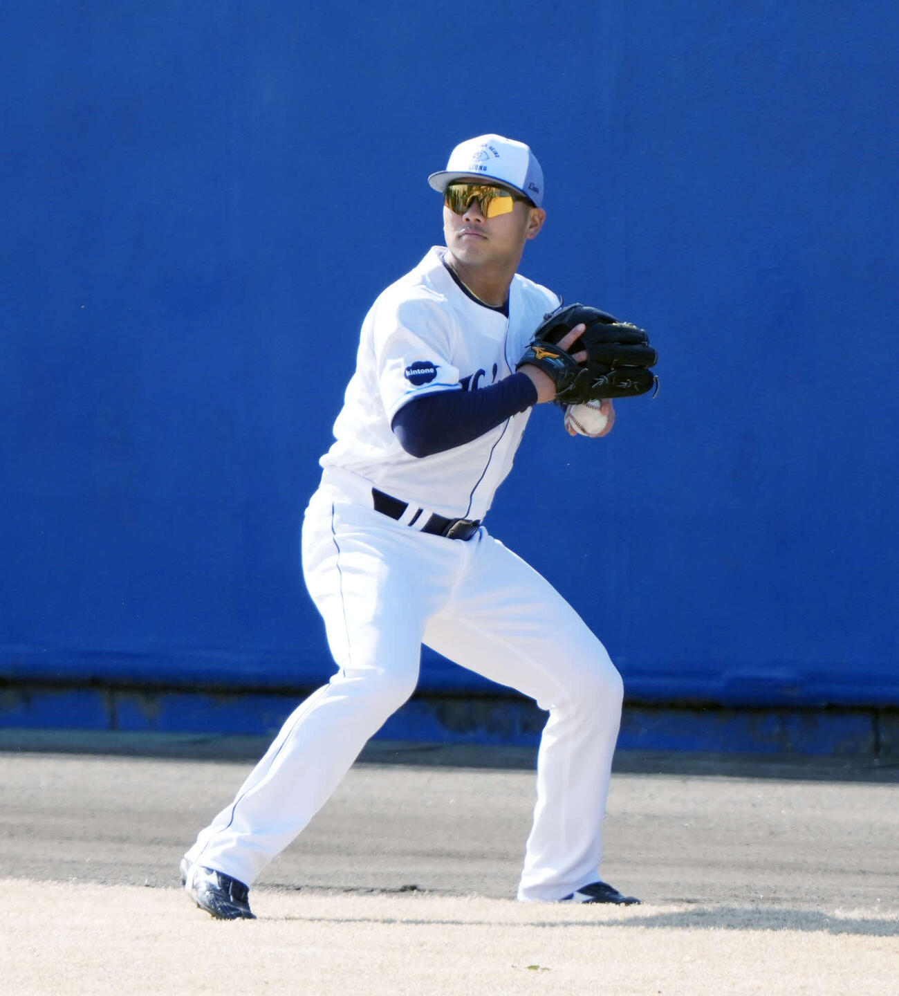 外野守備練習を行う西武蛭間（撮影・小島史椰）
