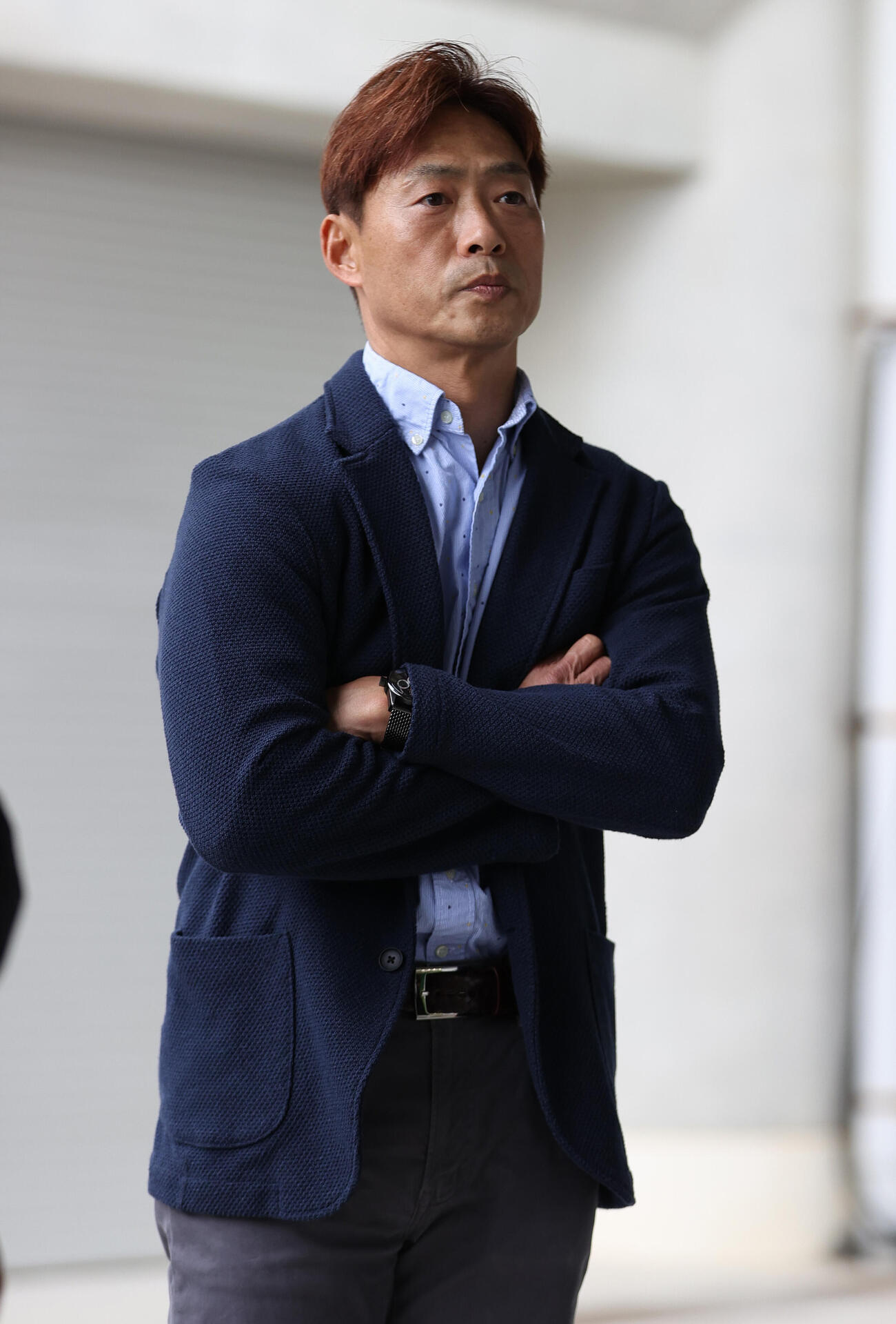 宜野座を視察する桧山氏（撮影・上山淳一）