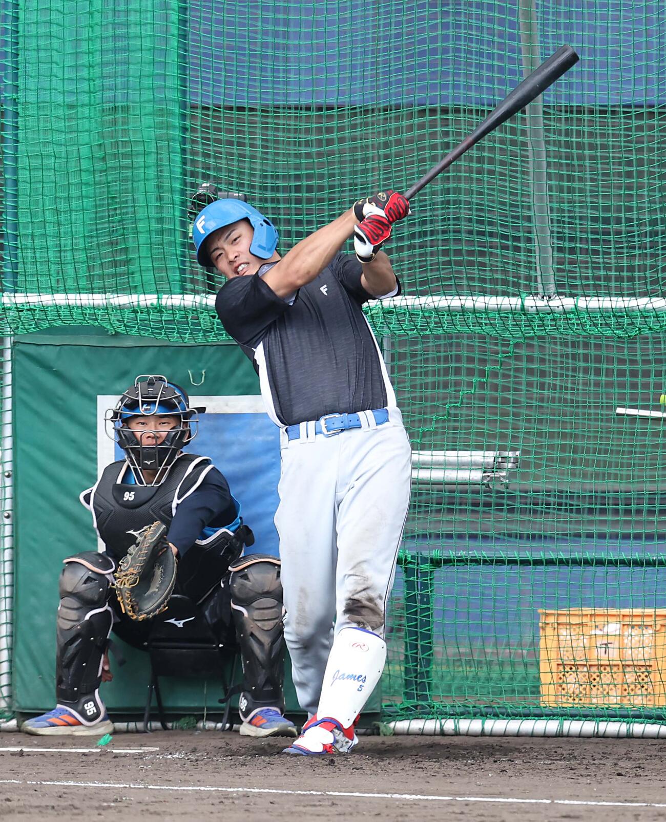 特打に汗を流す野村（撮影・黒川智章）