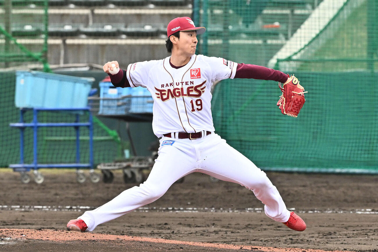 ライブBPに臨む楽天荘司（撮影・滝沢徹郎）