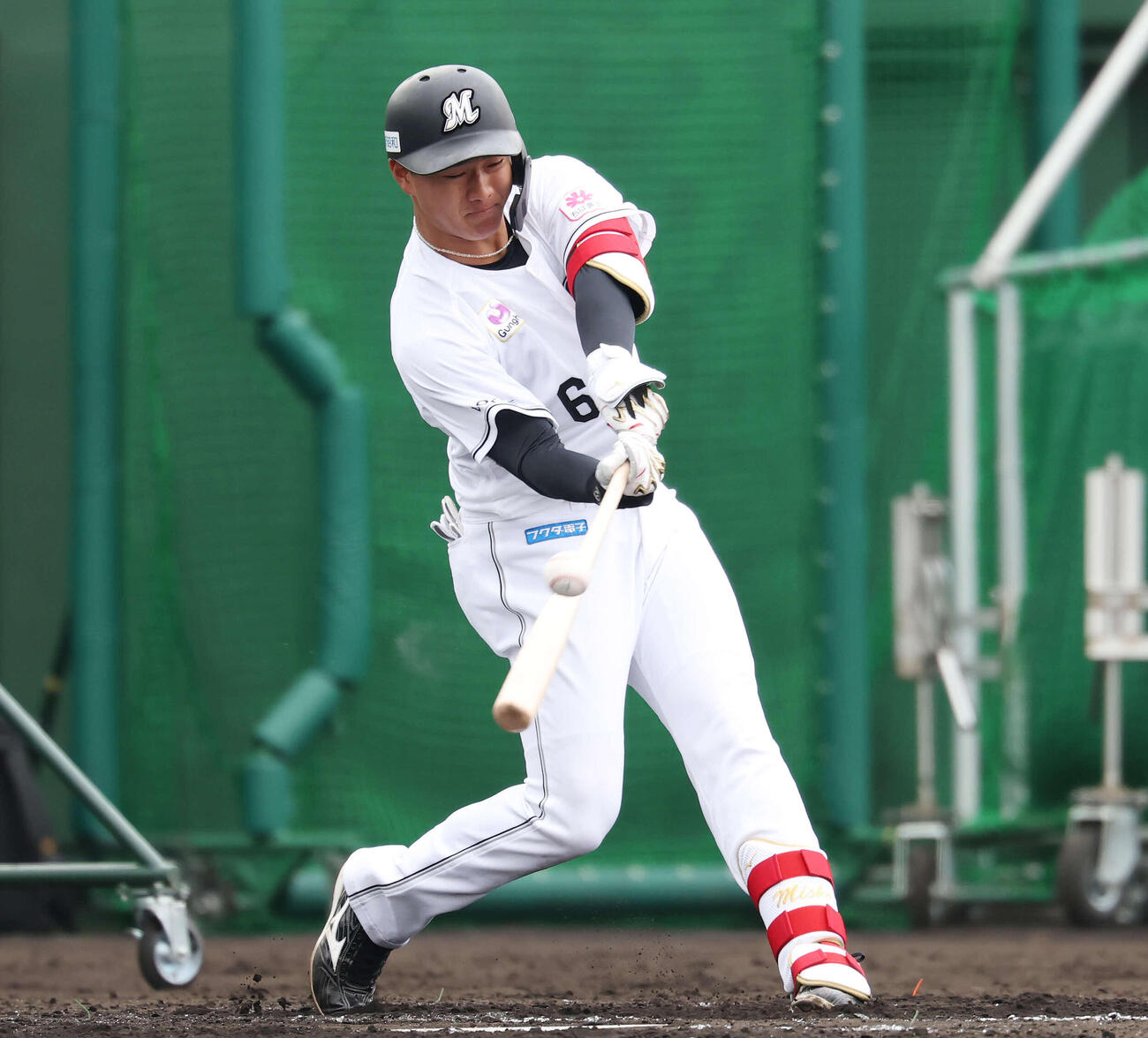 ロッテ西川史礁（2026年2月撮影）