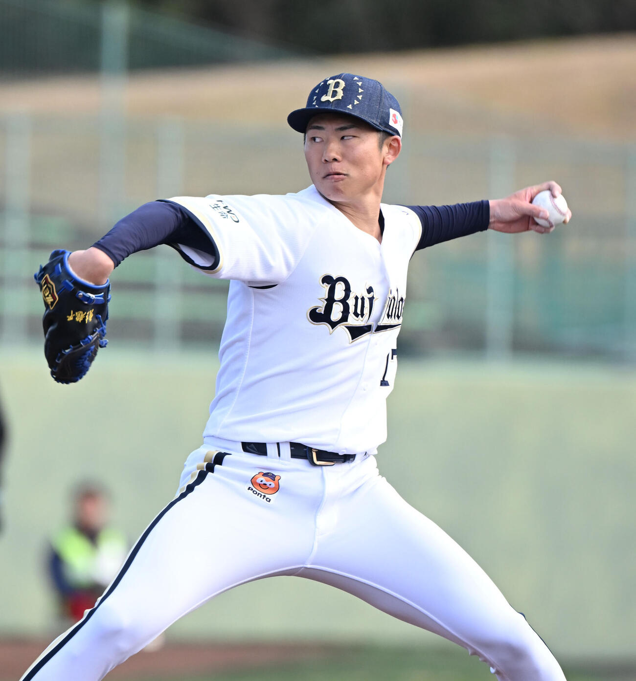 白組2番手で登板し無失点に抑えるオリックス曽谷（撮影・和賀正仁）